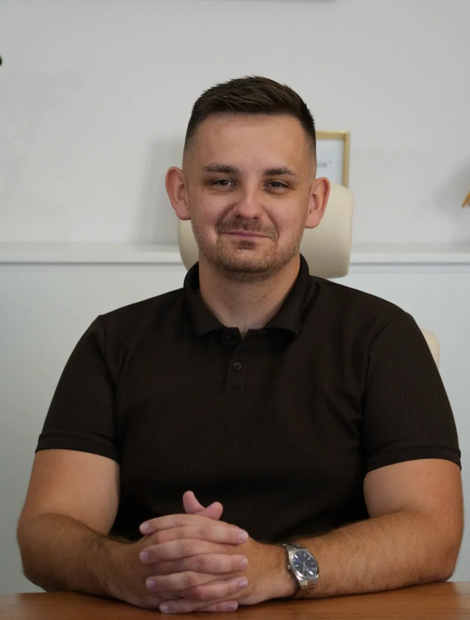 Ing. Tomáš Kovalský v kancelárii